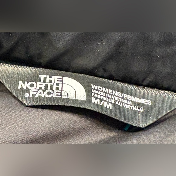 The North Face Black Puffer Jacket, size medium - Picture 5 of 6